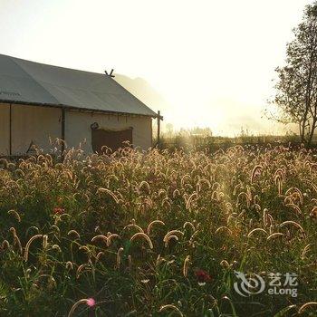 长顺凤凰壹号客栈酒店提供图片