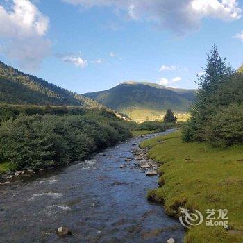 康定陌野藏舍民宿酒店提供图片