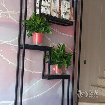 柳州扣扣主题酒店酒店提供图片