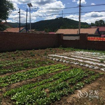 赤峰与山与舍特色民宿酒店提供图片