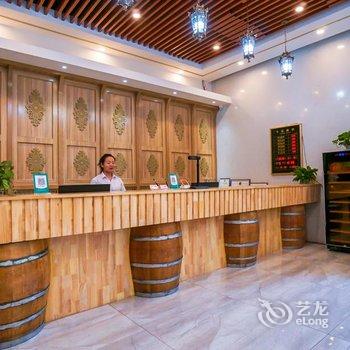 吐鲁番驼铃酒庄主题酒店酒店提供图片