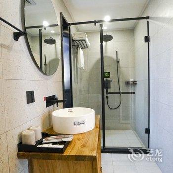 和顺仕和小院客栈酒店提供图片