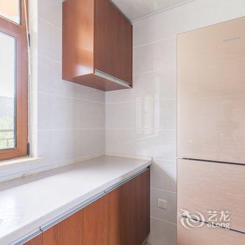 威海威海雅韵海宴台公寓(高尔夫路分店)酒店提供图片