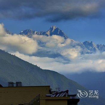 海螺沟一溪云精品民宿酒店提供图片