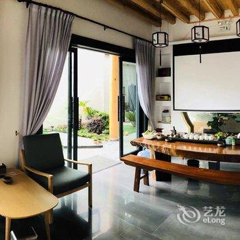 和顺仕和小院客栈酒店提供图片