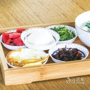 和顺仕和小院客栈酒店提供图片