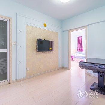 丹东江城温馨之家公寓(11号店)酒店提供图片