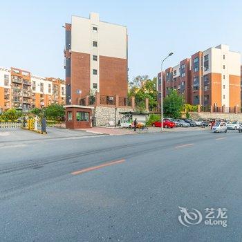 丹东江城温馨之家公寓(11号店)酒店提供图片