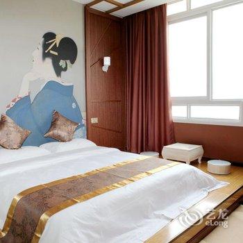 六盘水荷邑之雨主题酒店酒店提供图片