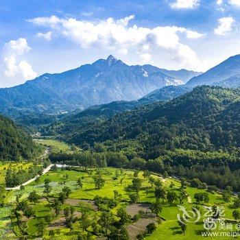 黄冈天堂寨嘉佳山庄特色民宿(圣仁堂村分店)酒店提供图片