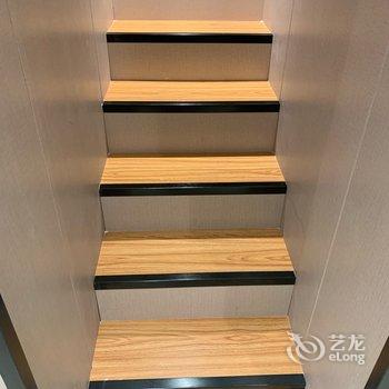 宁波鸣人度假别墅(启明路分店)酒店提供图片