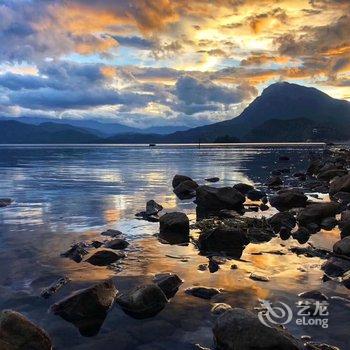 凉山丽江花园民宿&泸沽湖湖景民宿(亚泸路分店)酒店提供图片