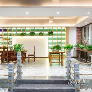 栾川满洲里度假山庄酒店提供图片