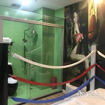 东台炫彩风情主题酒店酒店提供图片