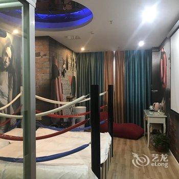 东台炫彩风情主题酒店酒店提供图片