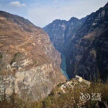 汉源轿顶山山下民宿酒店提供图片