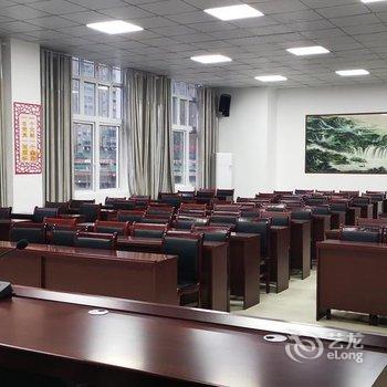 正安山峰大酒店酒店提供图片