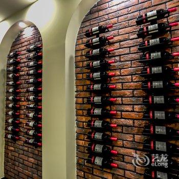 简爱江景民宿(凤凰登赢街店)酒店提供图片