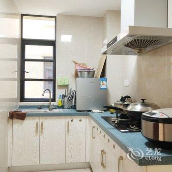 小月旅居公寓(万宁11号店)酒店提供图片