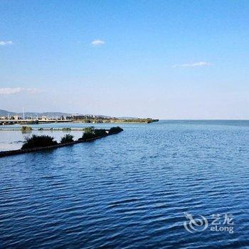 玉溪抚仙湖海豚湾化石博物馆湖景房公寓酒店提供图片