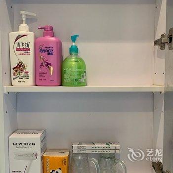 防城港风雨小城公寓(8号店)酒店提供图片