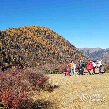 康定陌野藏舍民宿酒店提供图片