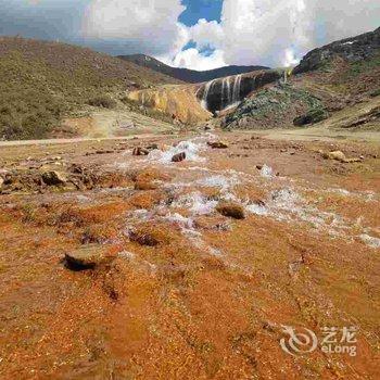 康定陌野藏舍民宿酒店提供图片