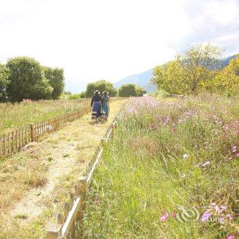 林芝嘎玛康桑度假营地酒店提供图片