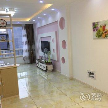 白山松江河长白山西坡换乘中心(新山门)对面公寓(7号店)酒店提供图片
