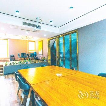 泰安时光不安静别墅酒店提供图片