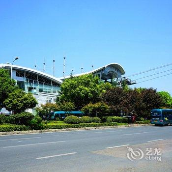 文明英客栈(张家界大庸路店)酒店提供图片