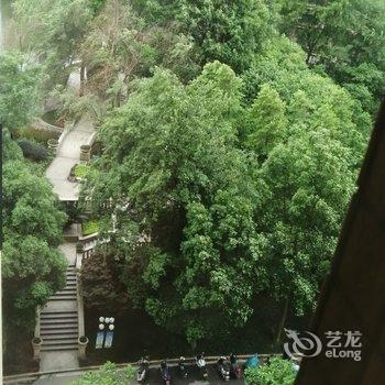 自贡兰听雨露公寓酒店提供图片