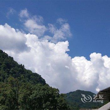 乐山峨眉山博睿雅居民宿酒店提供图片