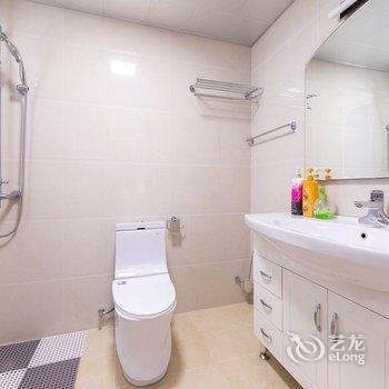 湛江邂逅纯笃公寓酒店提供图片