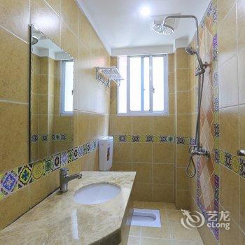 文明英客栈(张家界大庸路店)酒店提供图片