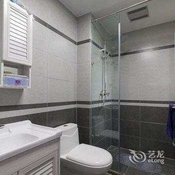 海口路客精品民宿BE3490(三亚梦幻水上乐园分店)酒店提供图片