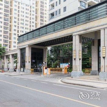 海口路客精品民宿BE3490(三亚梦幻水上乐园分店)酒店提供图片