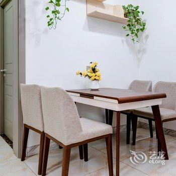 咔啦咪精品民宿(沧州重庆路店)酒店提供图片