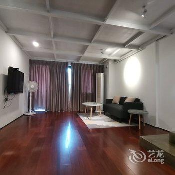 肇庆陈小小仙公寓酒店提供图片