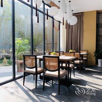 九华山Hotel MoMc蔓兰酒店酒店提供图片