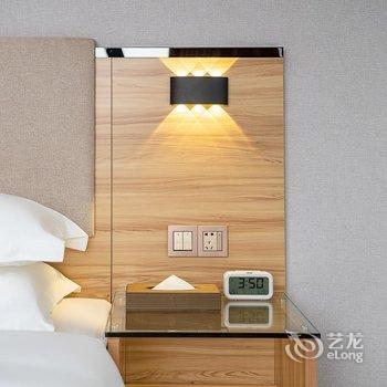 翰庭智选假日酒店(广州新白云国际机场旗舰店)酒店提供图片