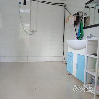 甘孜白玛其珍客栈(中国熊猫大道分店)酒店提供图片