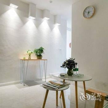 广安摩尔的家城内可免费接送公寓(环形巷分店)酒店提供图片