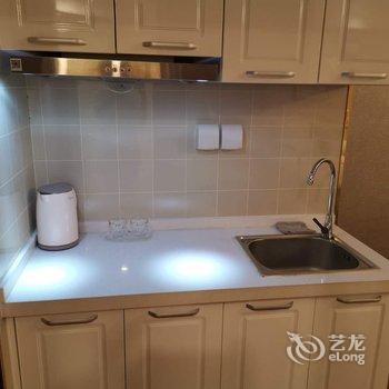 乌鲁木齐浪漫暖屋公寓酒店提供图片