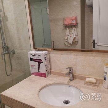乌鲁木齐浪漫暖屋公寓酒店提供图片