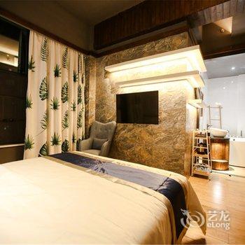 岳阳唯Yi主题公寓酒店提供图片