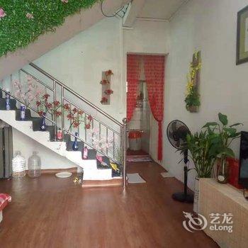 柳州黄振平客栈(环江滨水大道分店)酒店提供图片
