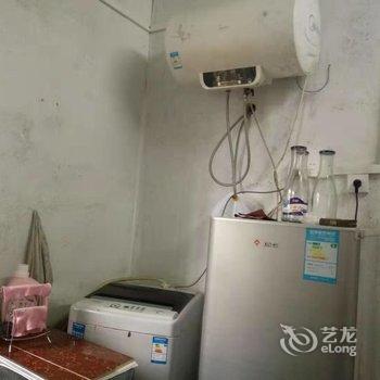 柳州黄振平客栈(环江滨水大道分店)酒店提供图片