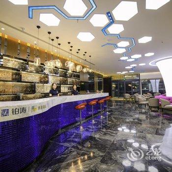 潮漫酒店(昌吉汇嘉时代市政府店)酒店提供图片