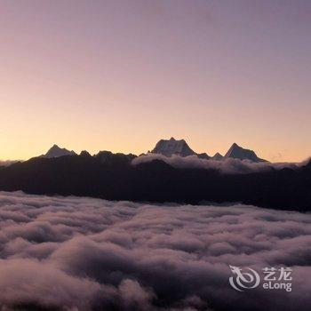 稻城桑杰林卡轻奢民宿酒店提供图片